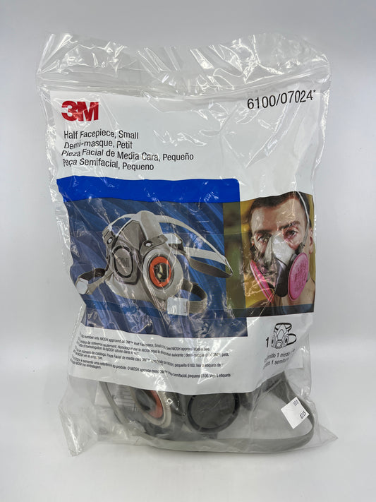 3M™ Half Facepiece Reusable Respirator 6100/07024