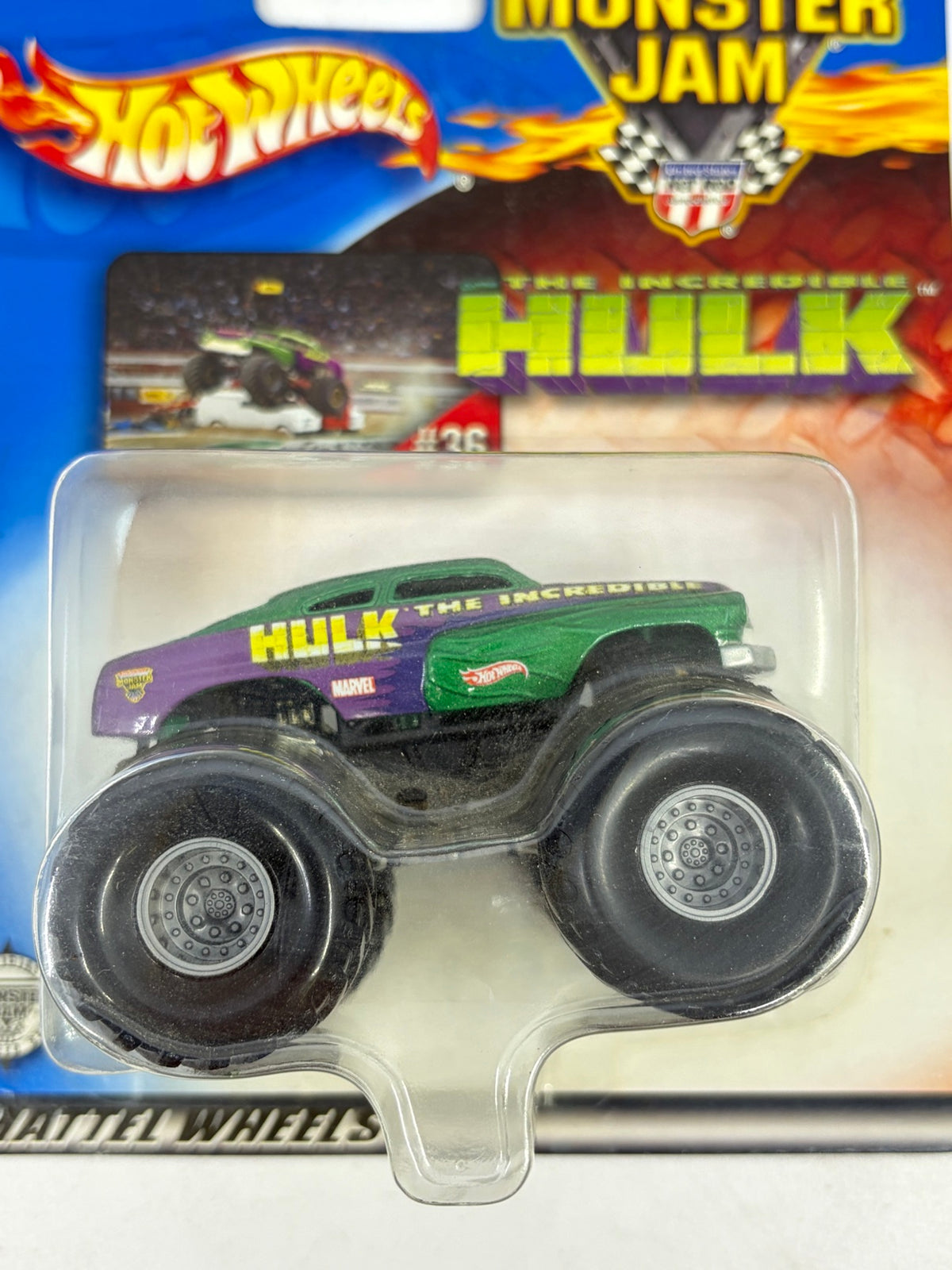 2002 Hot Wheels Monster Jam Incredible Hulk #36 1:64 Diecast Truck — New on Card — photo 2