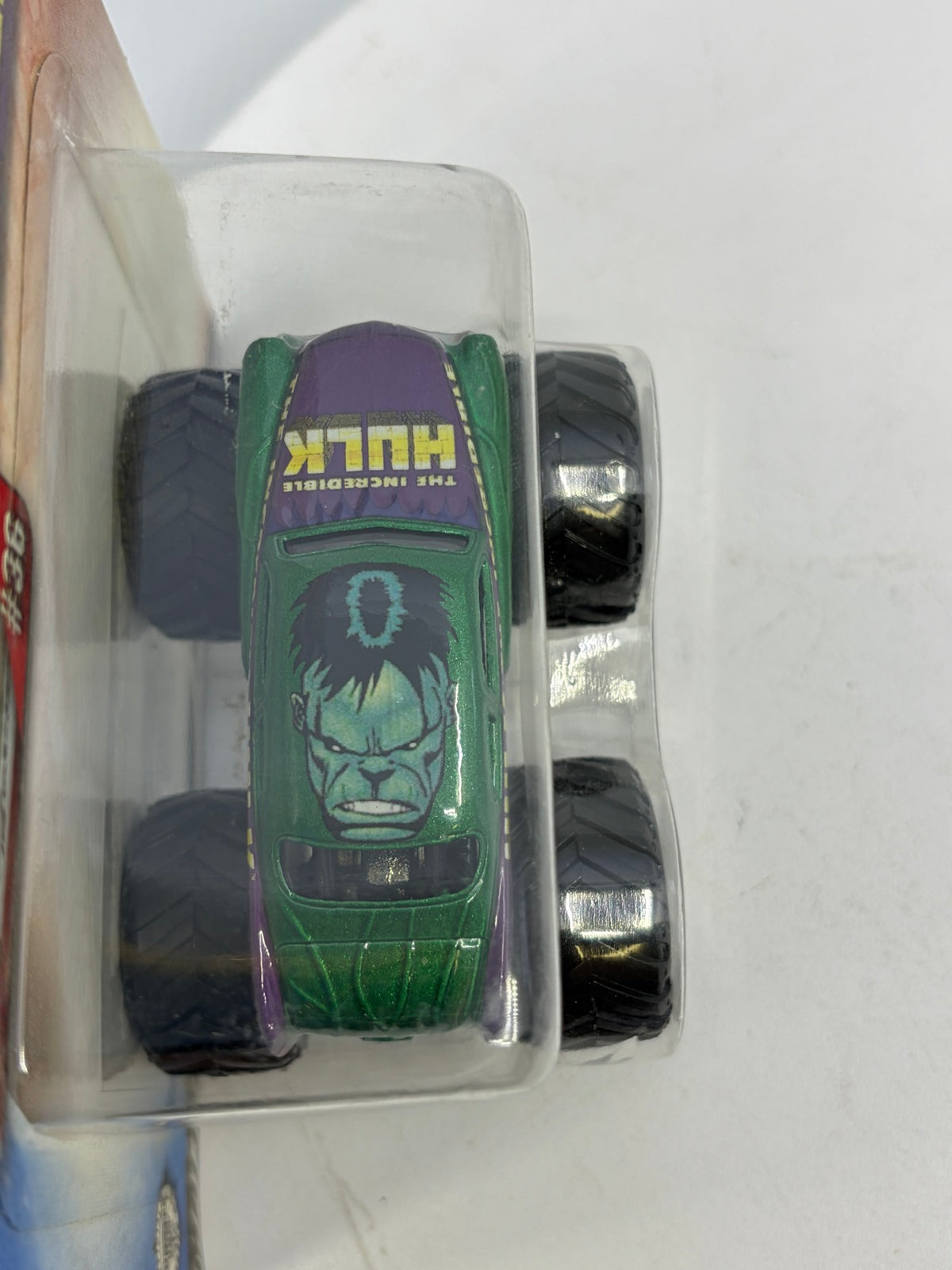 2002 Hot Wheels Monster Jam Incredible Hulk #36 1:64 Diecast Truck — New on Card — photo 3